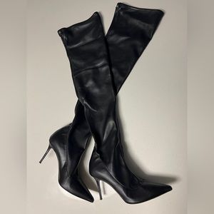 Giuseppe Zanotti
Felicity 90mm over-the-knee boots size 38